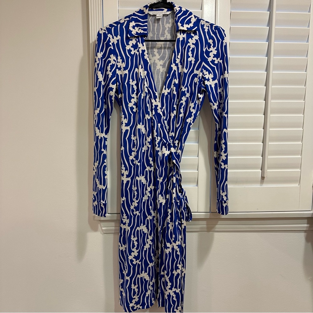 Diane von Furstenberg Wrap Dress size 2